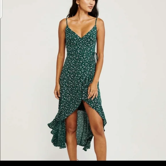 green emerald velvet dress Green 1940s V-Neck Ditsy Floral Irregular Hem Dress main image 1